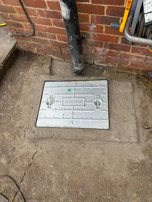 New manhole cover and frame installed by Easy Flow Drainage Solutions